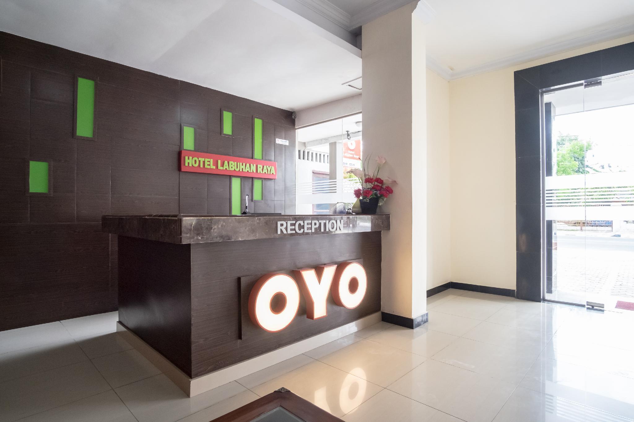 Oyo 741 Hotel Labuhan Raya Medan Esterno foto