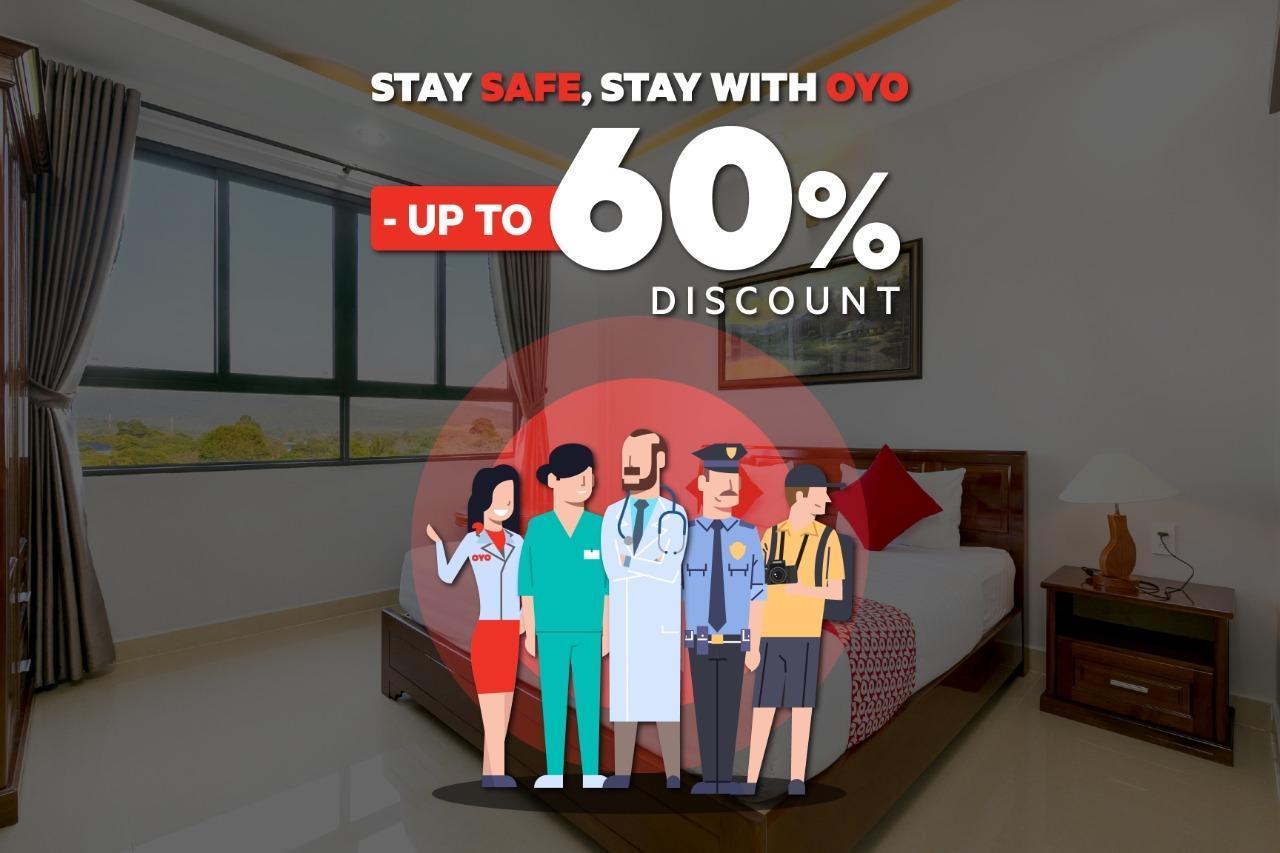 Oyo 741 Hotel Labuhan Raya Medan Esterno foto