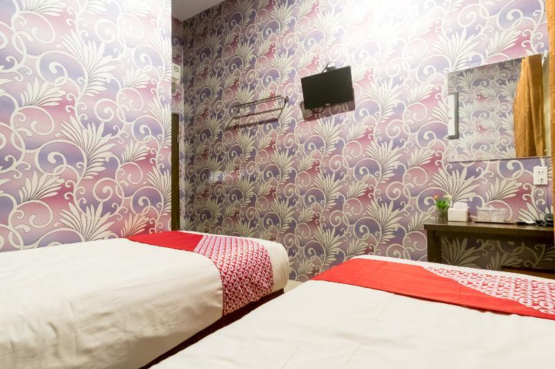 Oyo 741 Hotel Labuhan Raya Medan Esterno foto